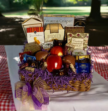 Load image into Gallery viewer, Get ready to dazzle with our &quot;Bountiful Harvest Basket&quot;—packed to the brim with the juiciest fruits and top-tier treats, it&#39;s a happy fiesta in a basket! We&#39;ve carefully chosen a mix of sweetness and crunch, making it the ultimate gift for realtors, new homeowners, anniversary celebrants, birthday buddies, bosses, cherished family, and employees alike.