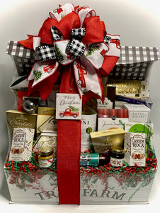 Our meticulously selected assortment encapsulates the spirit of the holidays, offering a diverse range of flavors and textures that make every bite a moment to savor. Whether it's a thoughtful gesture for a cherished family, a delightful addition to an office celebration, or a gracious gift for a host or hostess, our holiday box is the perfect embodiment of joy and culinary delight for all.