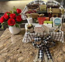 Load image into Gallery viewer, Your gift is meticulously presented in elegant cellophane, accompanied by a handwritten note, and crowned with a meticulously handmade bow. With our range of new home items, including salt &amp; pepper shakers, spoon rests, trivets, and more, you can tailor your gift to perfection. It&#39;s a token of exceptional taste, ideal for food connoisseurs, or as a thoughtful gesture for a fresh start. Bon Appetite!