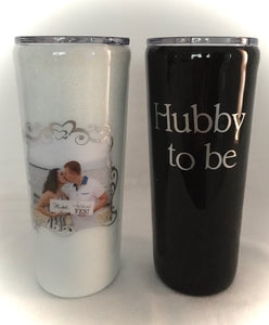 Guess what? They're not just regular cups; they're like a mini art project! We use cool pictures provided by you, stick on some cool vinyl, add extra sparkles to the bride's cup, and paint the groom's cup by hand. Then we lock it all in with a special coating so it lasts forever. And yeah, they come with lids to keep spills away!